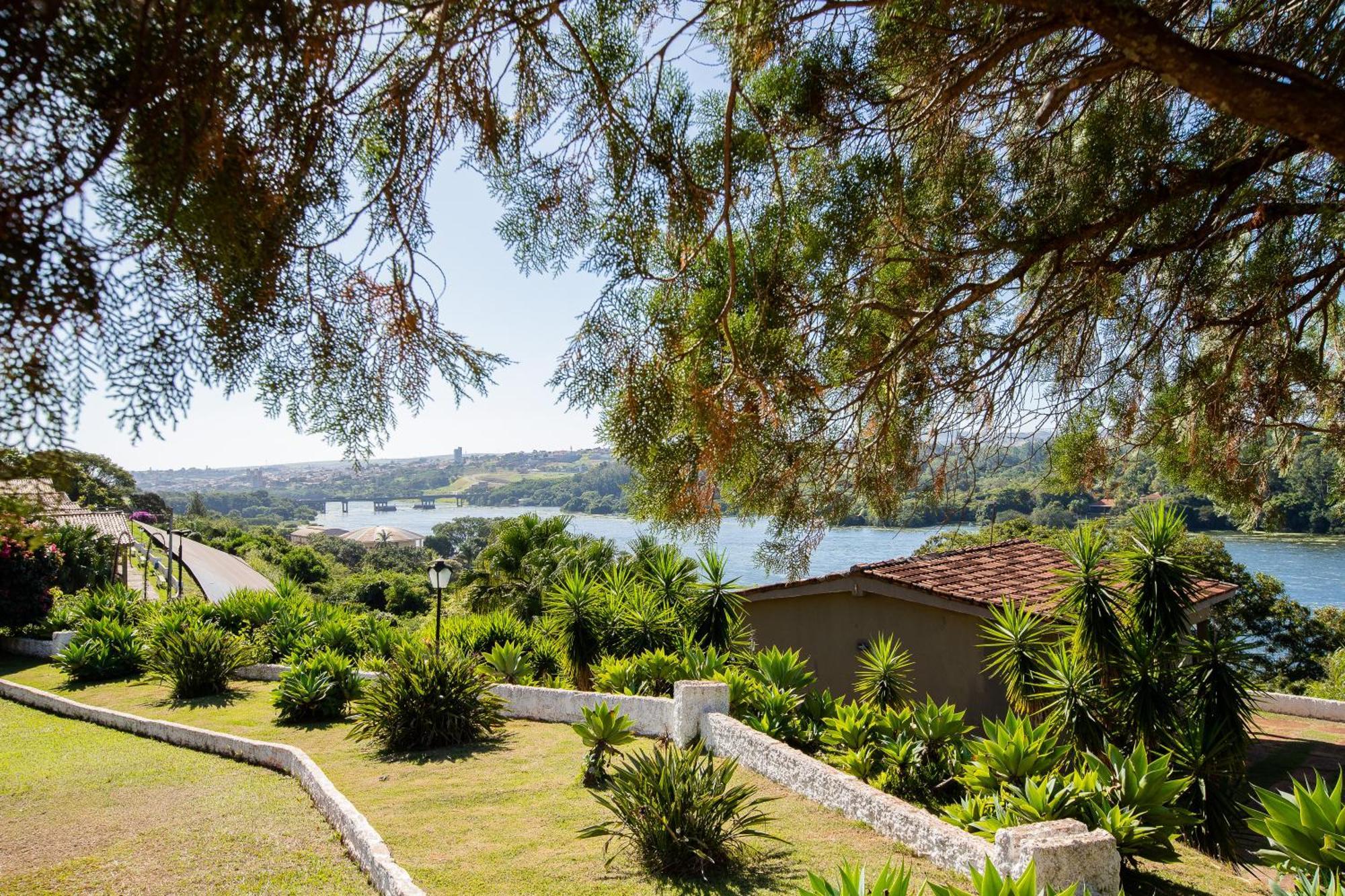 Panorama Park Hotel Igaracu do Tiete Esterno foto
